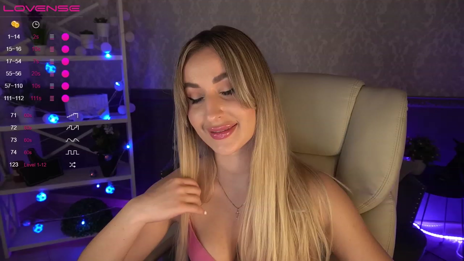 Gallery image thumbnail from LiaBrazzer's myfreecams stream on, 04/20/2023, 17:57 image 9 of 20