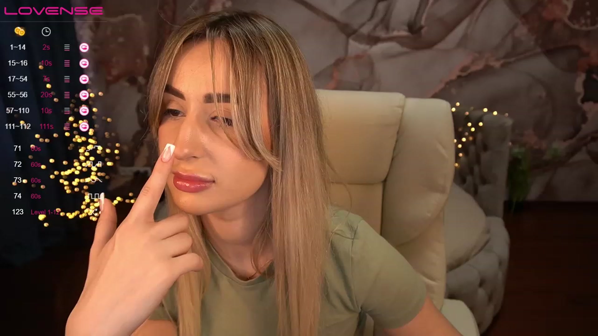 Gallery image thumbnail from LiaBrazzer's myfreecams stream on, 04/22/2023, 12:17 image 14 of 20