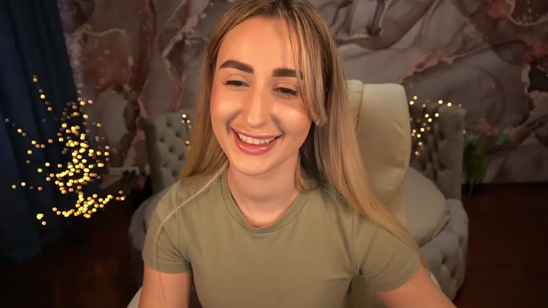 Gallery image thumbnail from LiaBrazzer's myfreecams stream on, 04/22/2023, 12:17 image 11 of 20
