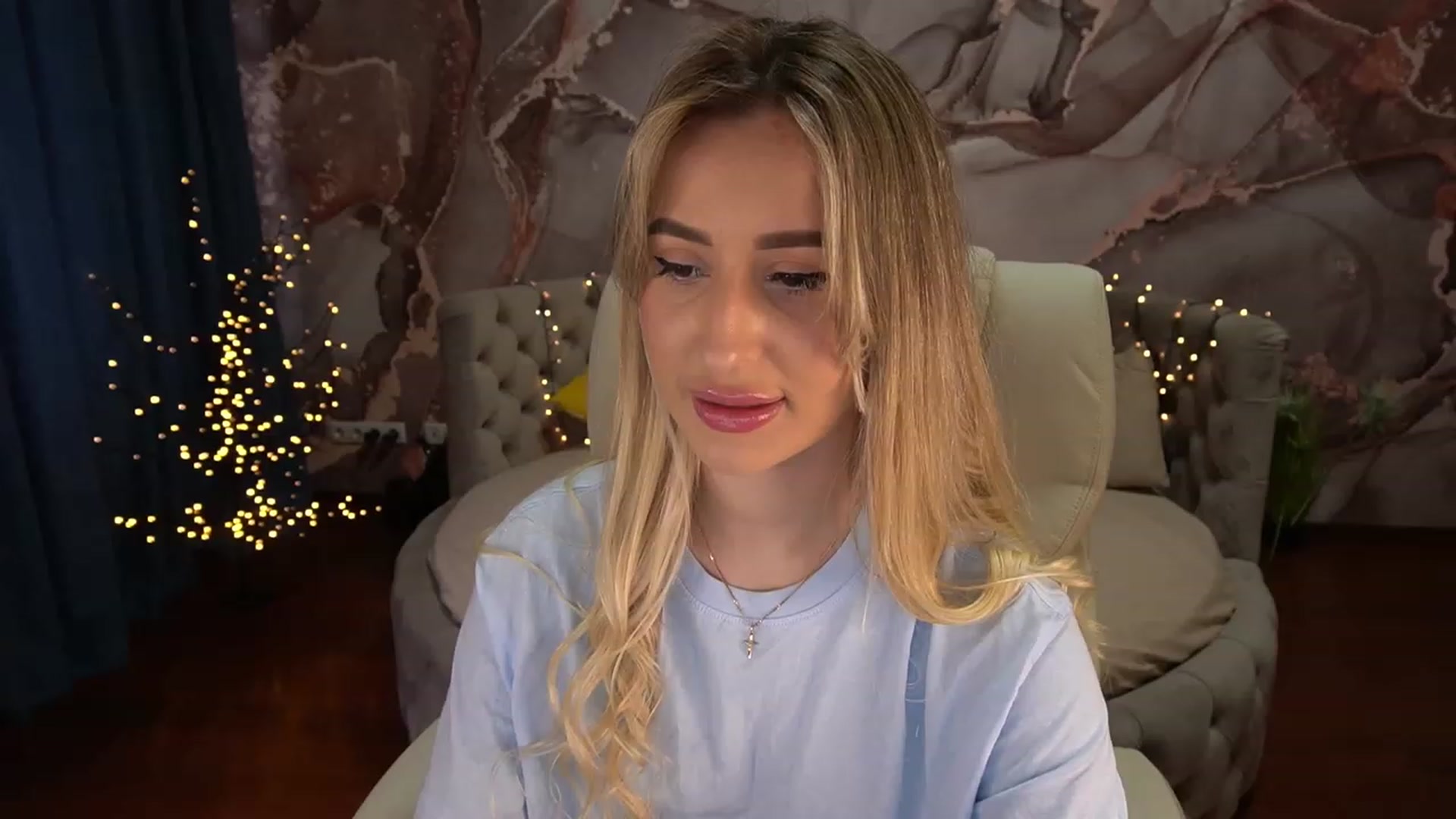 Gallery image thumbnail from LiaBrazzer's myfreecams stream on, 04/26/2023, 13:31 image 12 of 20