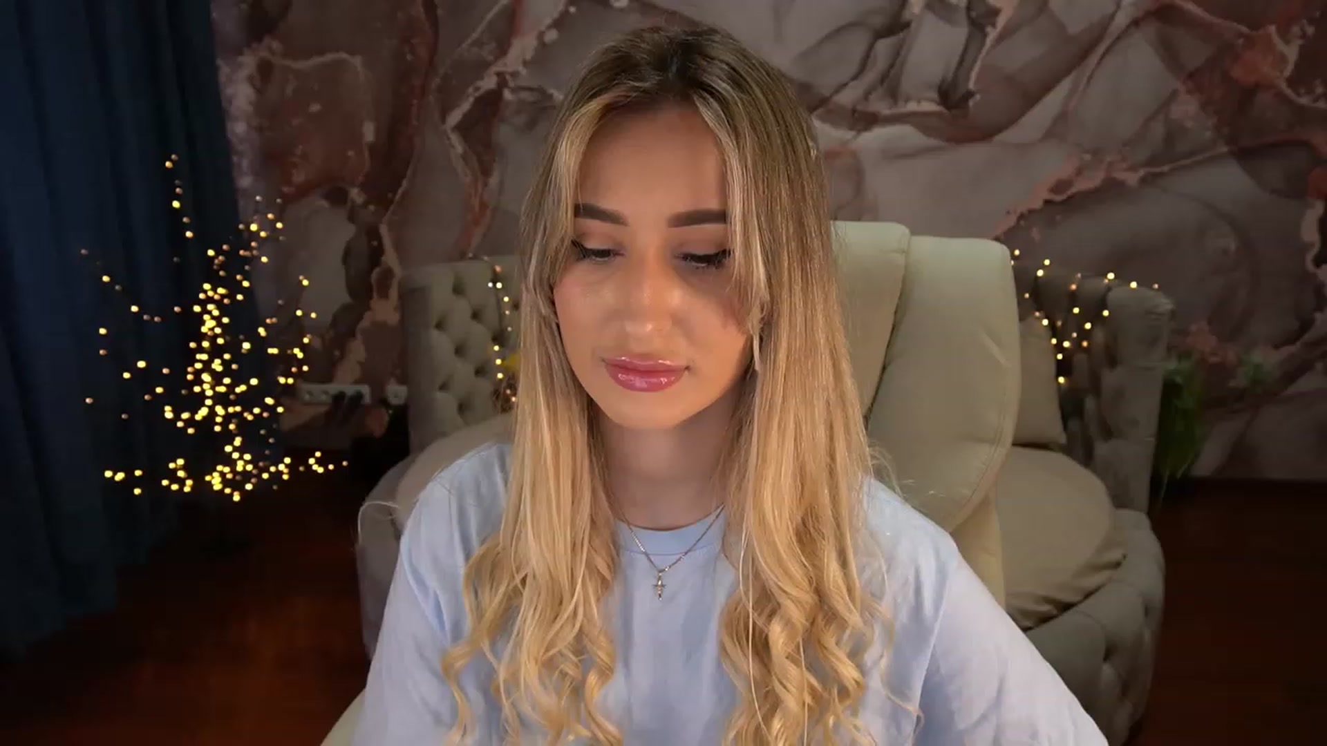 Gallery image thumbnail from LiaBrazzer's myfreecams stream on, 04/26/2023, 13:31 image 18 of 20