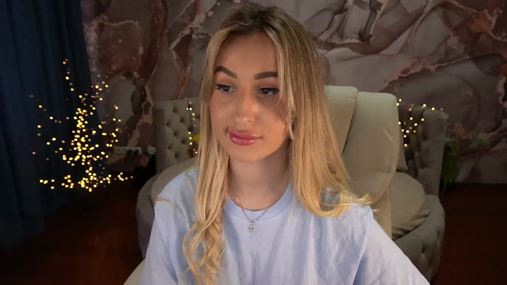 Gallery image thumbnail from LiaBrazzer's myfreecams stream on, 04/26/2023, 13:31 image 13 of 20