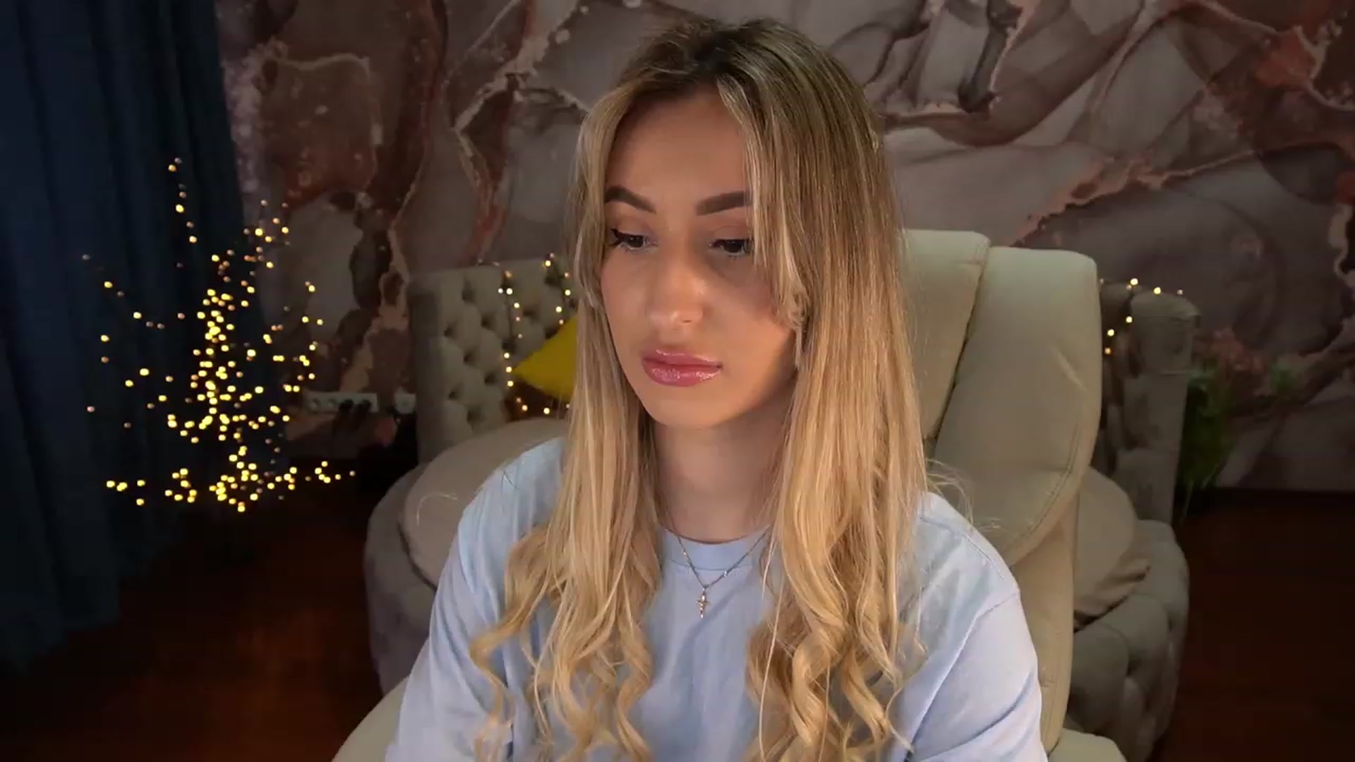 Gallery image thumbnail from LiaBrazzer's myfreecams stream on, 04/26/2023, 13:31 image 17 of 20