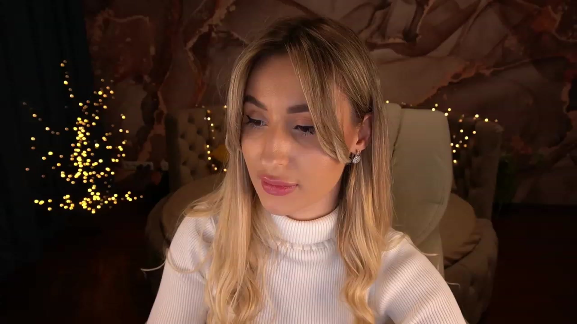 Gallery image thumbnail from LiaBrazzer's myfreecams stream on, 04/26/2023, 18:59 image 11 of 20