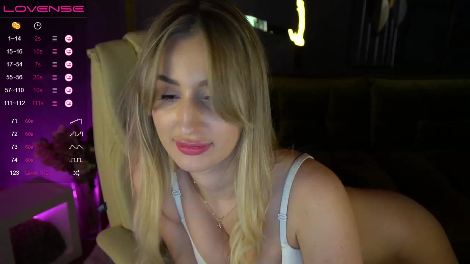 Gallery image thumbnail from LiaBrazzer's myfreecams stream on, 04/27/2023, 16:43 image 11 of 20