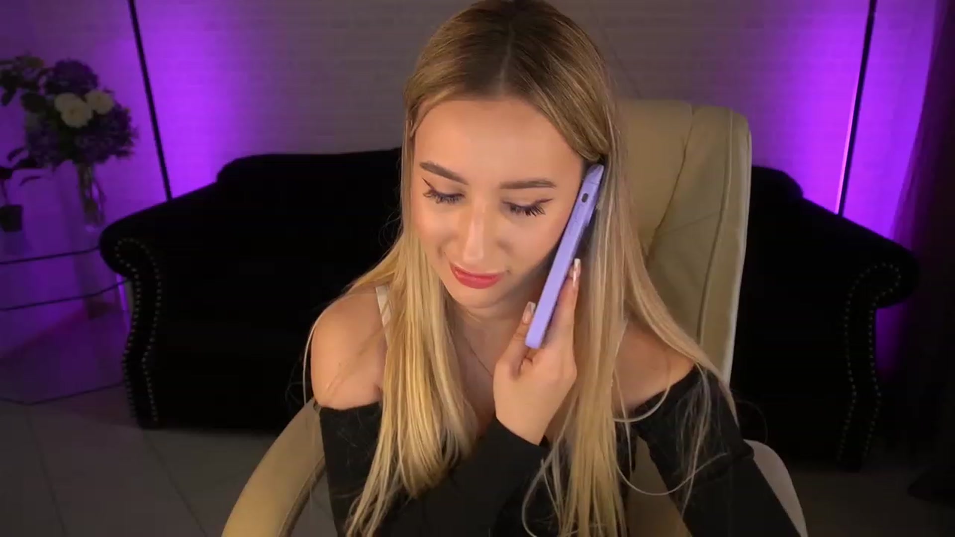 Gallery image thumbnail from LiaBrazzer's myfreecams stream on, 04/30/2023, 11:28 image 11 of 20