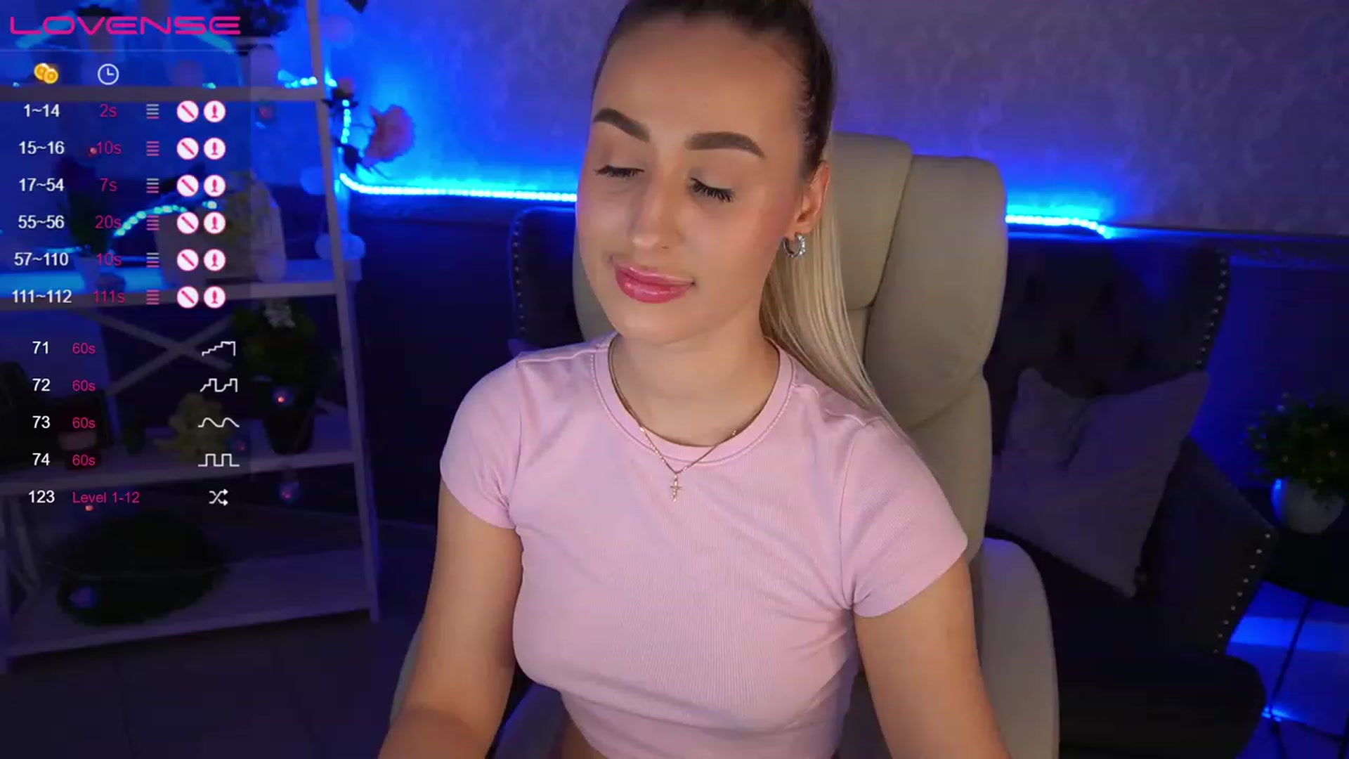 Gallery image thumbnail from LiaBrazzer's myfreecams stream on, 05/03/2023, 15:06 image 2 of 20