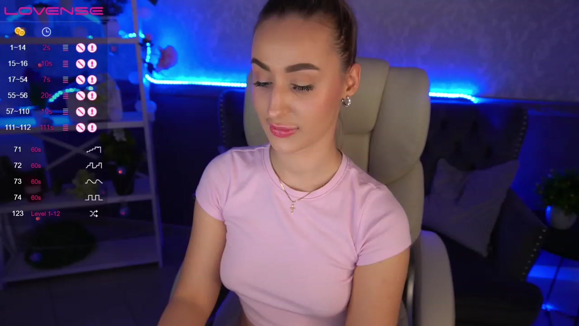 Gallery image thumbnail from LiaBrazzer's myfreecams stream on, 05/03/2023, 15:06 image 3 of 20