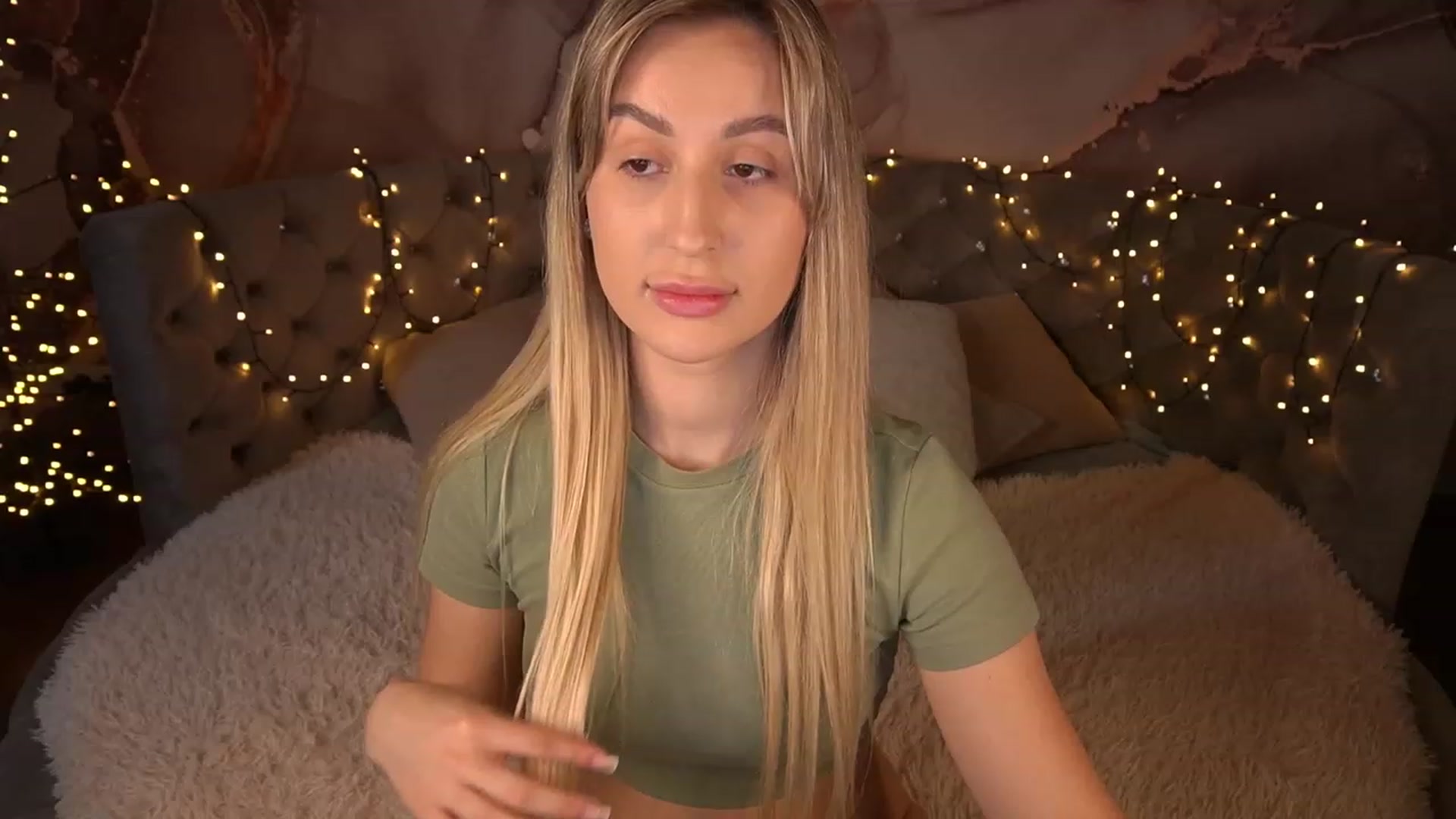 Gallery image thumbnail from LiaBrazzer's myfreecams stream on, 05/13/2023, 11:38 image 20 of 20