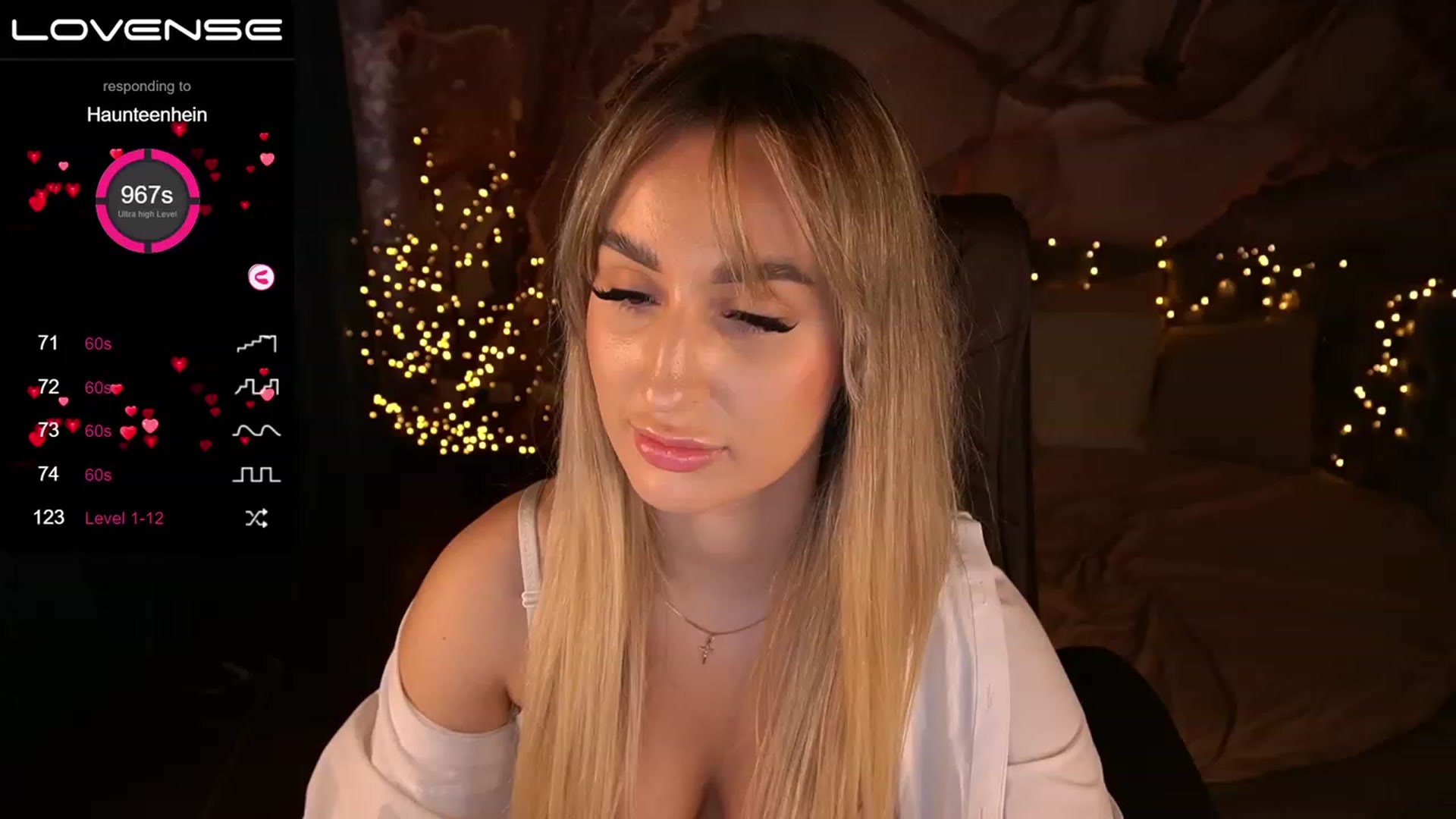 Gallery image thumbnail from LiaBrazzer's myfreecams stream on, 05/21/2023, 14:28 image 10 of 20