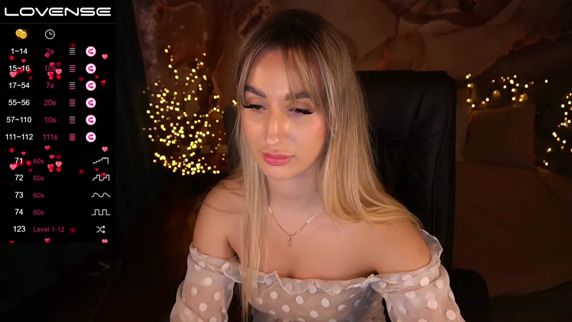 Gallery image thumbnail from LiaBrazzer's myfreecams stream on, 05/21/2023, 16:14 image 11 of 20