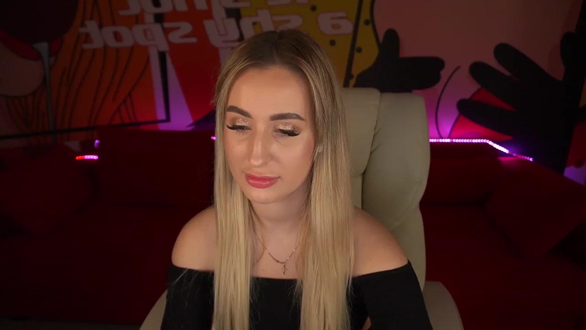 Gallery image thumbnail from LiaBrazzer's myfreecams stream on, 05/27/2023, 13:23 image 8 of 20