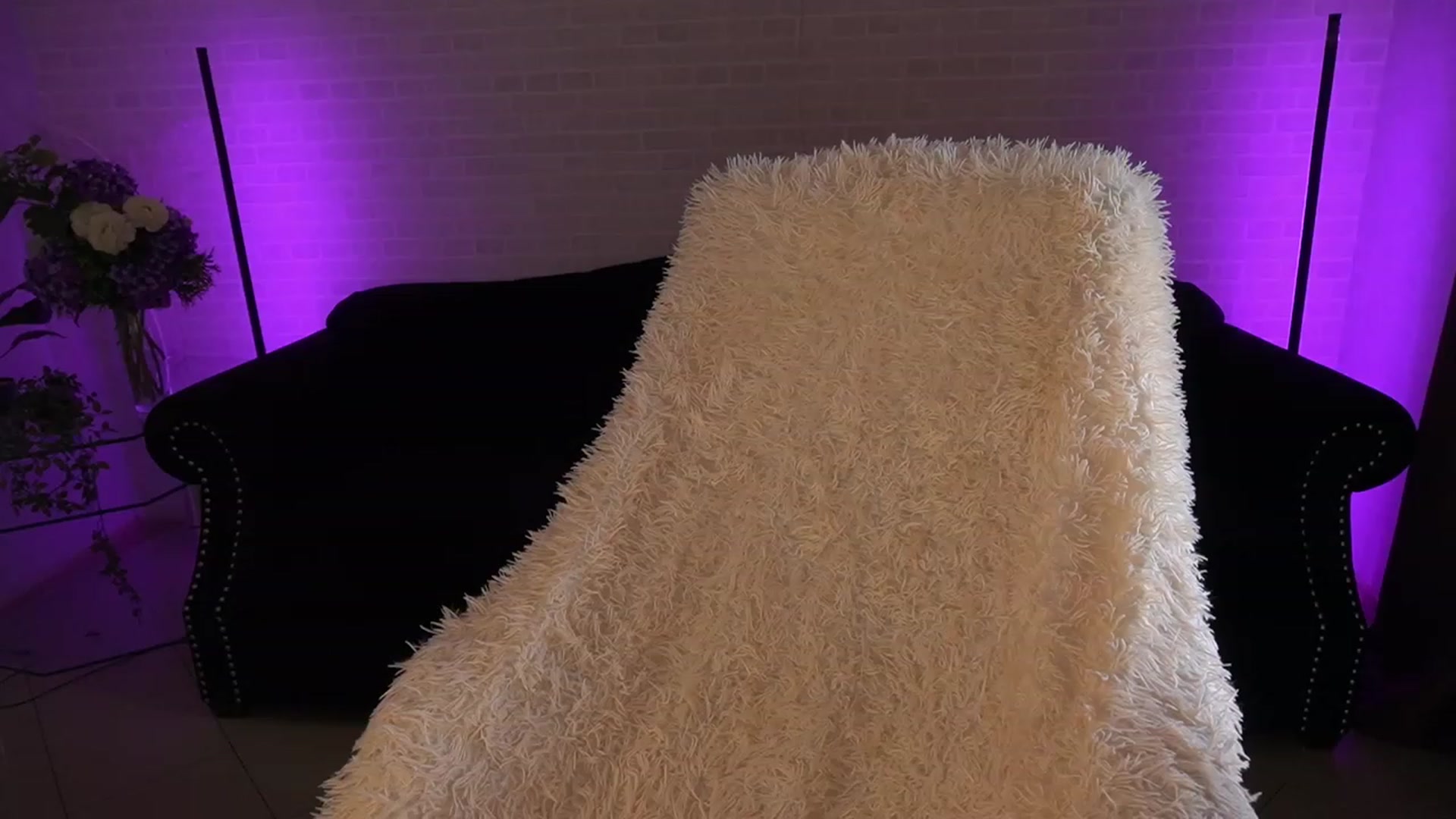 Gallery image thumbnail from LiaBrazzer's myfreecams stream on, 06/04/2023, 12:11 image 15 of 20