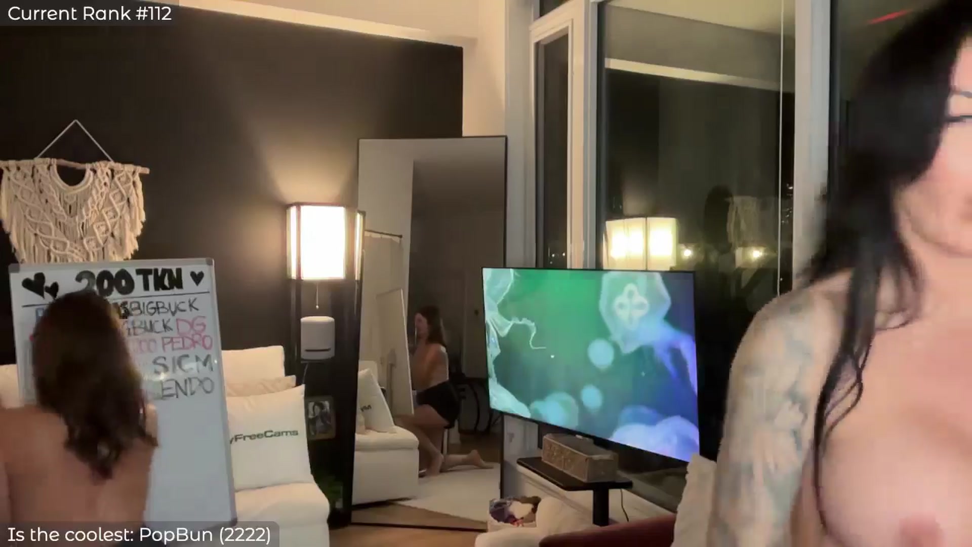Gallery image thumbnail from LiaBun's myfreecams stream on, 09/05/2025, 04:43 image 11 of 20