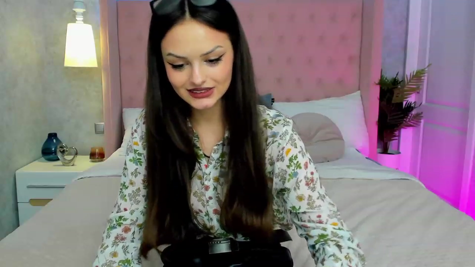 Gallery image thumbnail from LiaDazy's myfreecams stream on, 01/27/2024, 18:42 image 14 of 20