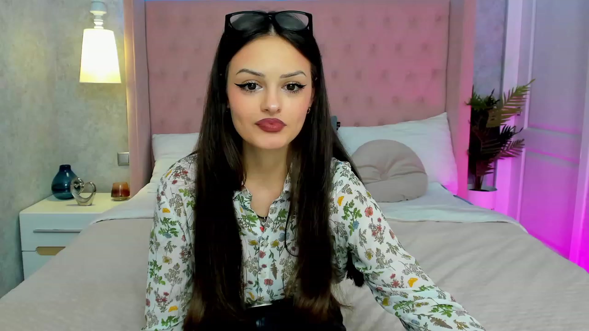 Gallery image thumbnail from LiaDazy's myfreecams stream on, 01/27/2024, 18:42 image 3 of 20