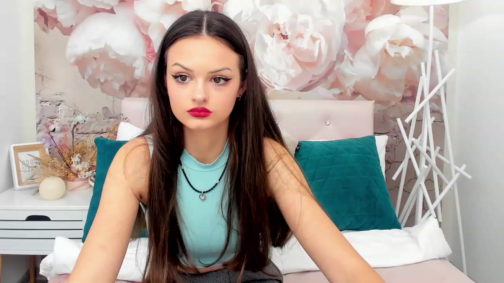Gallery image thumbnail from LiaDazy's myfreecams stream on, 01/28/2024, 15:39 image 19 of 20