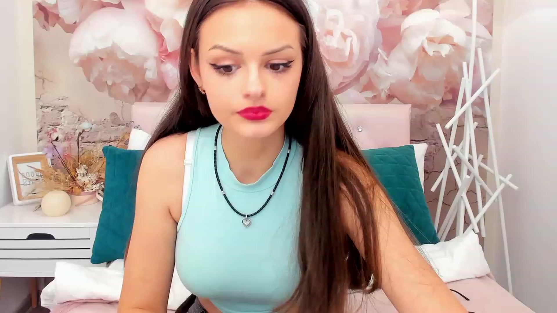 Gallery image thumbnail from LiaDazy's myfreecams stream on, 01/28/2024, 18:42 image 20 of 20