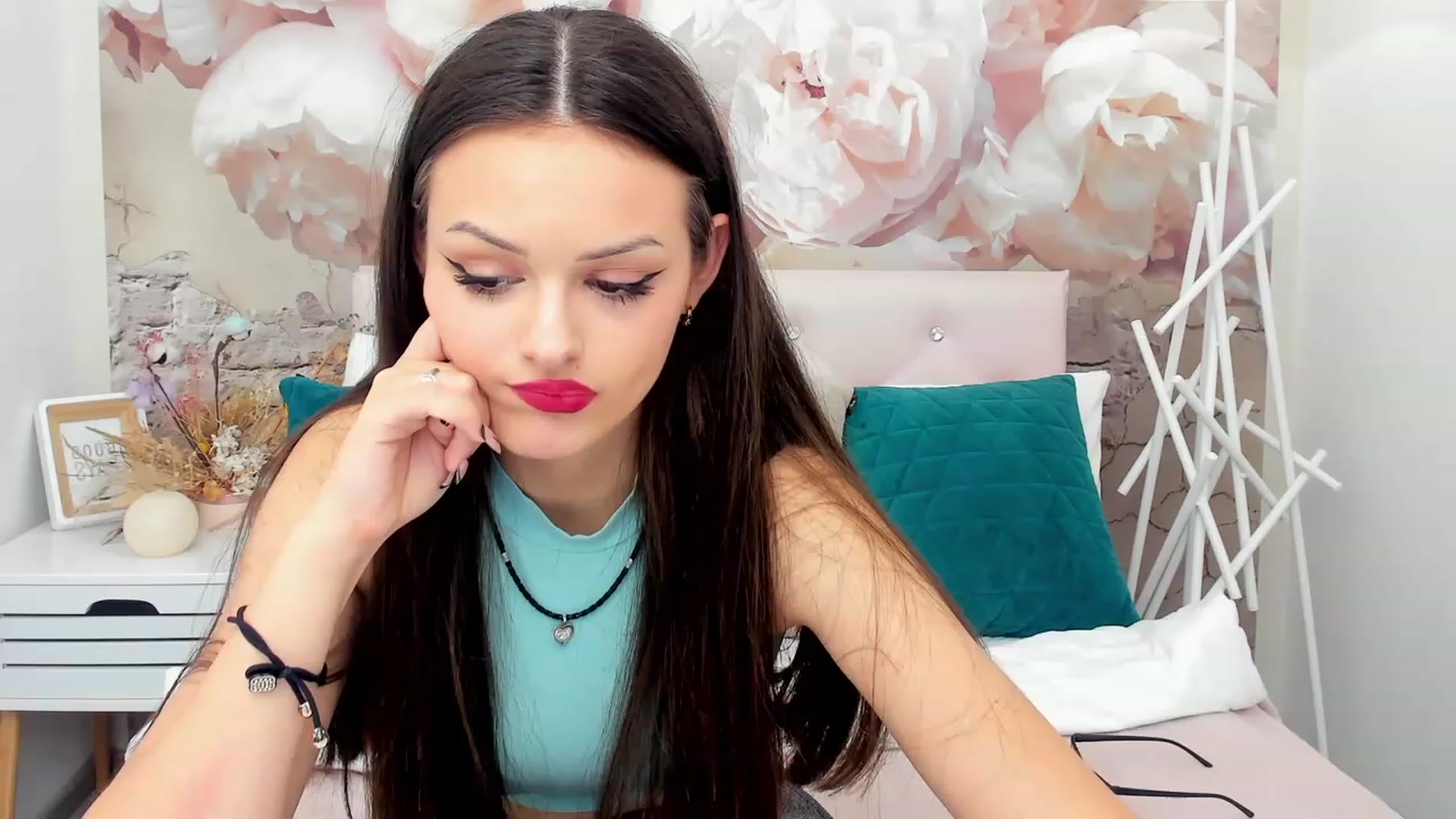 Gallery image thumbnail from LiaDazy's myfreecams stream on, 01/28/2024, 18:42 image 4 of 20