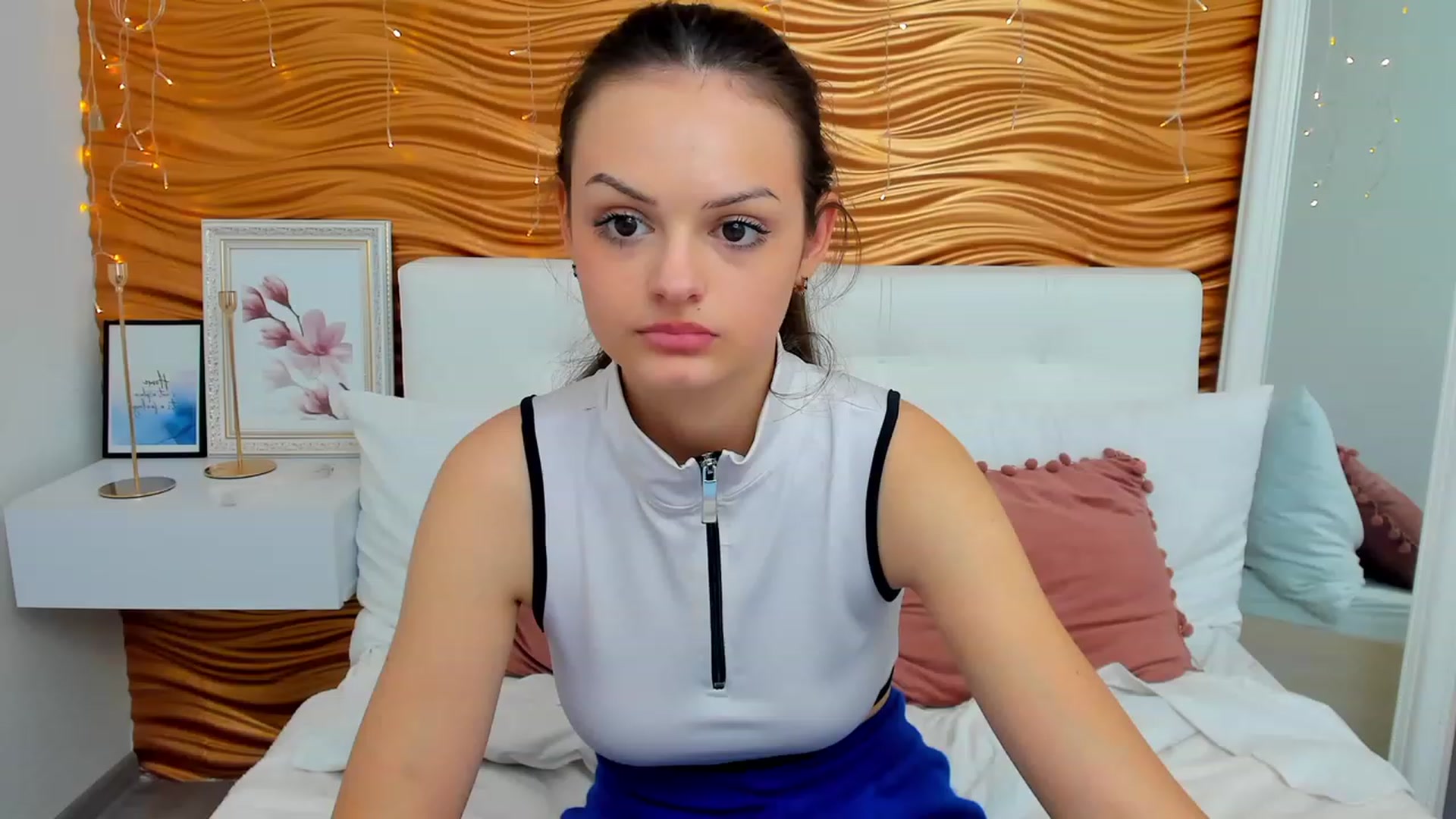 Gallery image thumbnail from LiaDazy's myfreecams stream on, 02/04/2024, 16:10 image 2 of 20