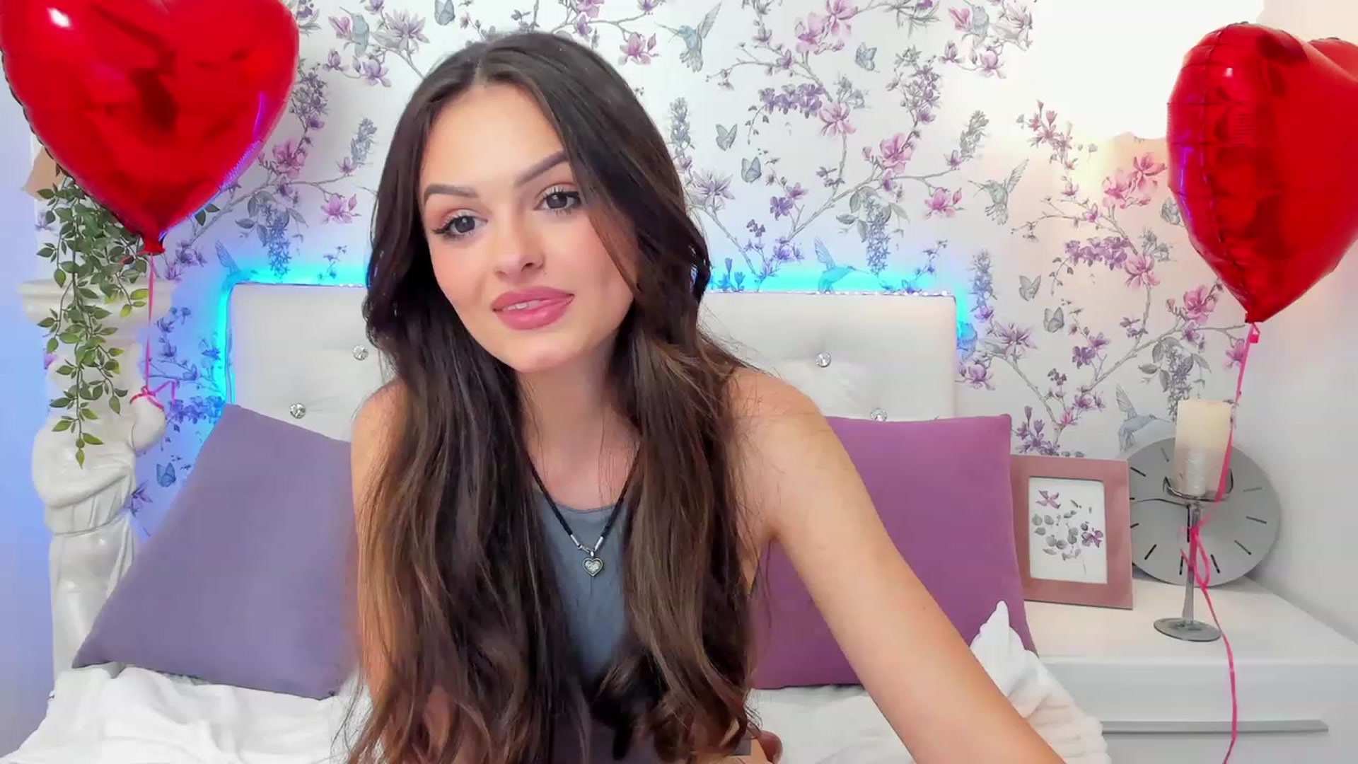 Gallery image thumbnail from LiaDazy's myfreecams stream on, 02/18/2024, 16:02 image 7 of 20
