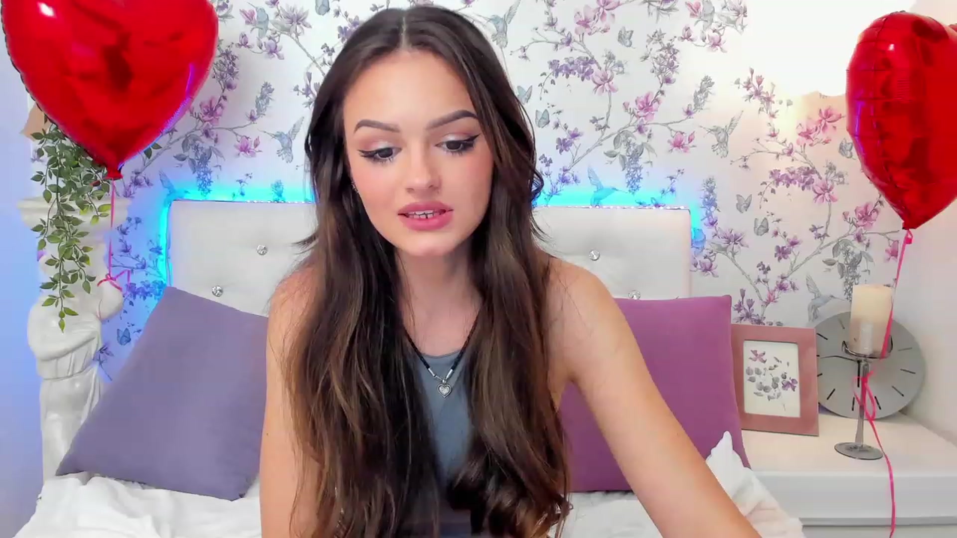 Gallery image thumbnail from LiaDazy's myfreecams stream on, 02/18/2024, 16:02 image 17 of 20