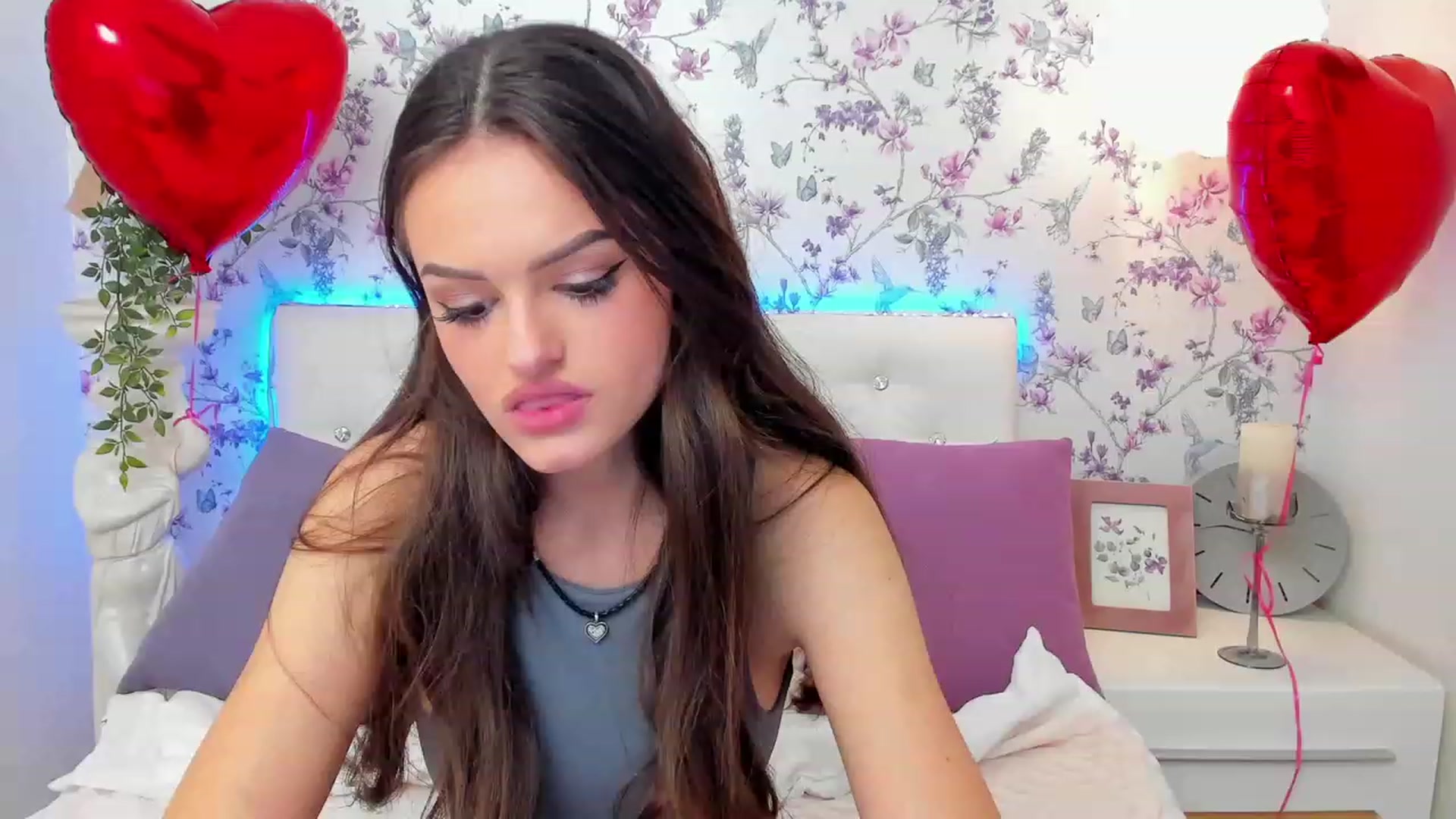 Gallery image thumbnail from LiaDazy's myfreecams stream on, 02/18/2024, 18:05 image 5 of 20