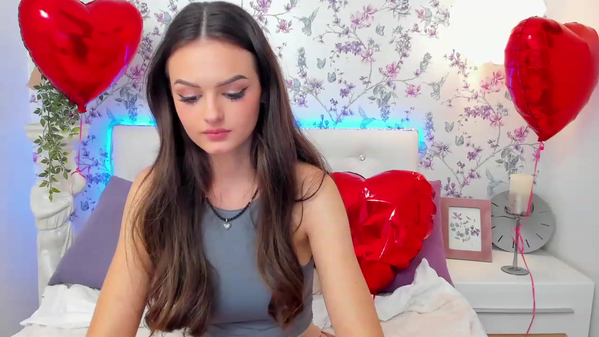 Gallery image thumbnail from LiaDazy's myfreecams stream on, 02/18/2024, 18:05 image 16 of 20