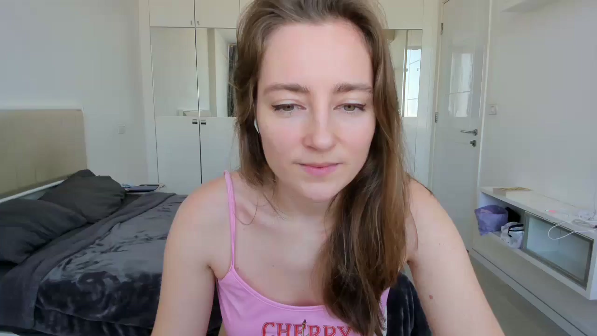 Gallery image thumbnail from LiaSasha's myfreecams stream on, 01/05/2026, 07:36 image 1 of 20