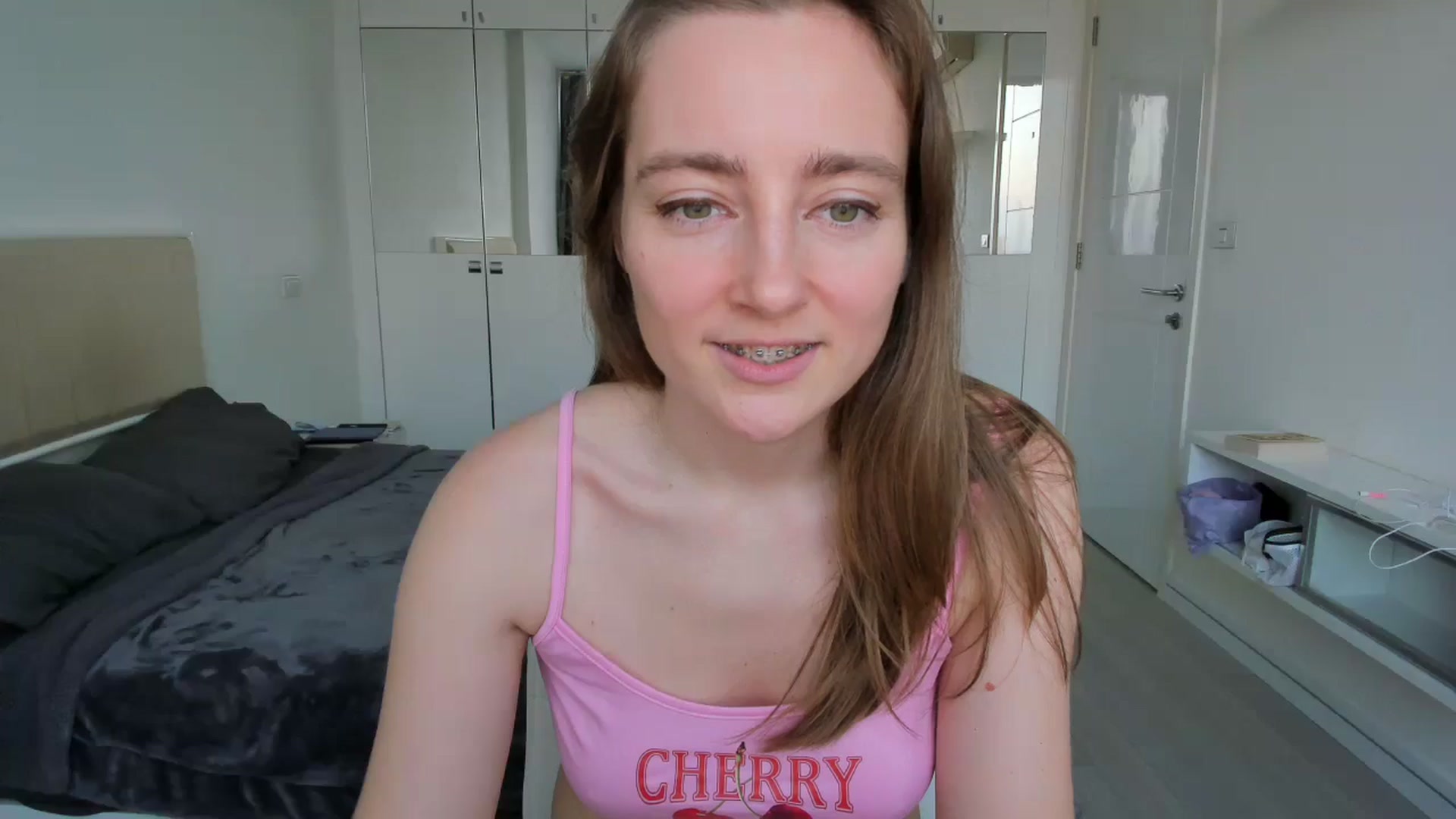 Gallery image thumbnail from LiaSasha's myfreecams stream on, 01/05/2026, 11:03 image 7 of 20
