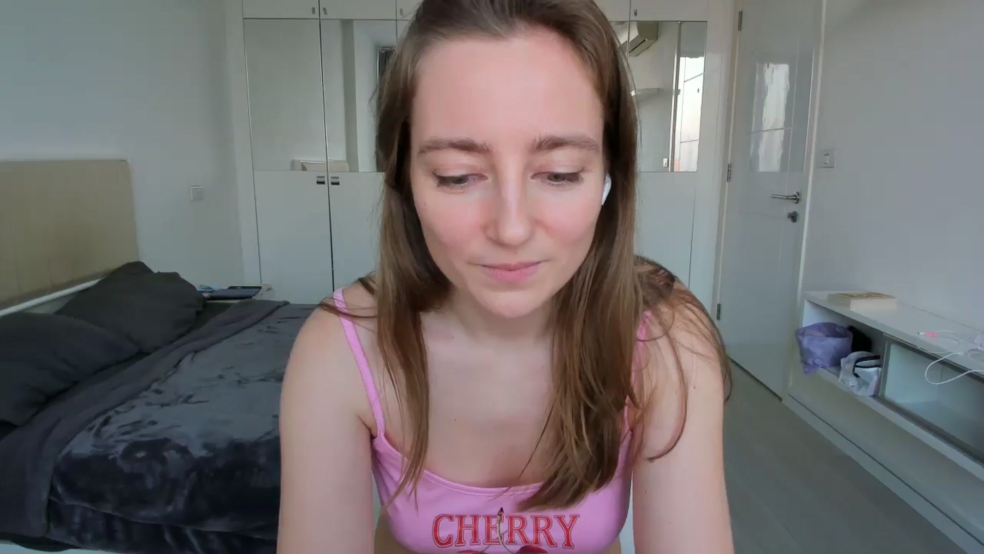 Gallery image thumbnail from LiaSasha's myfreecams stream on, 01/05/2026, 11:03 image 2 of 20