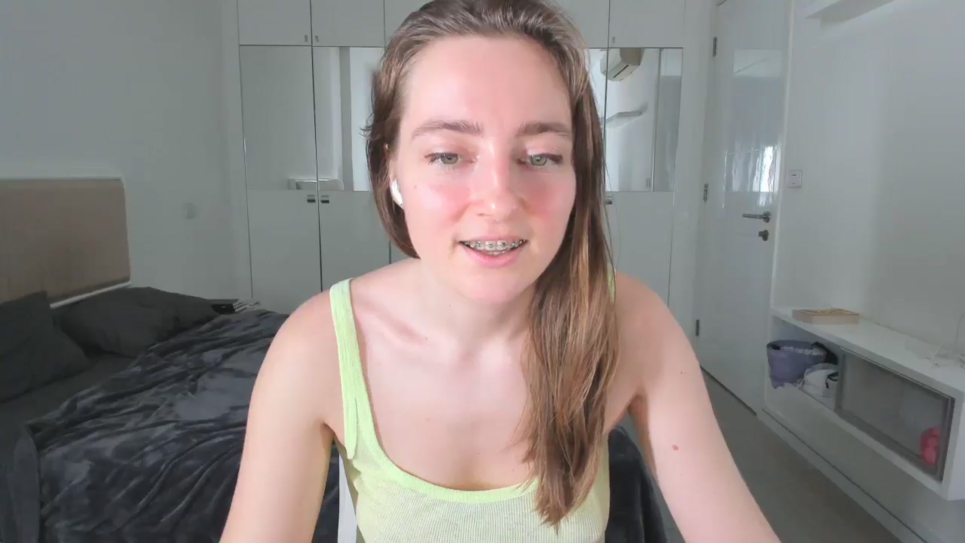 Gallery image thumbnail from LiaSasha's myfreecams stream on, 01/07/2026, 14:31 image 3 of 20
