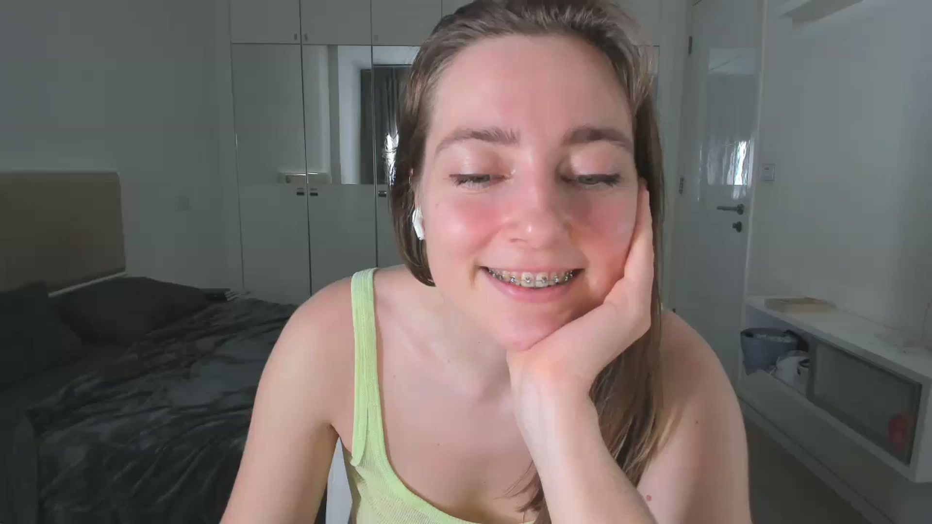 Gallery image thumbnail from LiaSasha's myfreecams stream on, 01/07/2026, 14:31 image 1 of 20