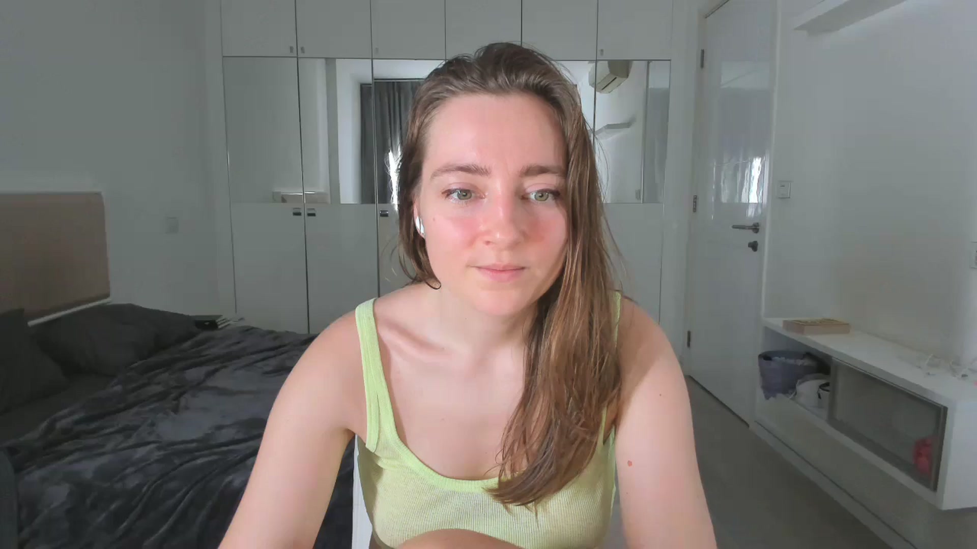 Gallery image thumbnail from LiaSasha's myfreecams stream on, 01/07/2026, 15:04 image 5 of 20