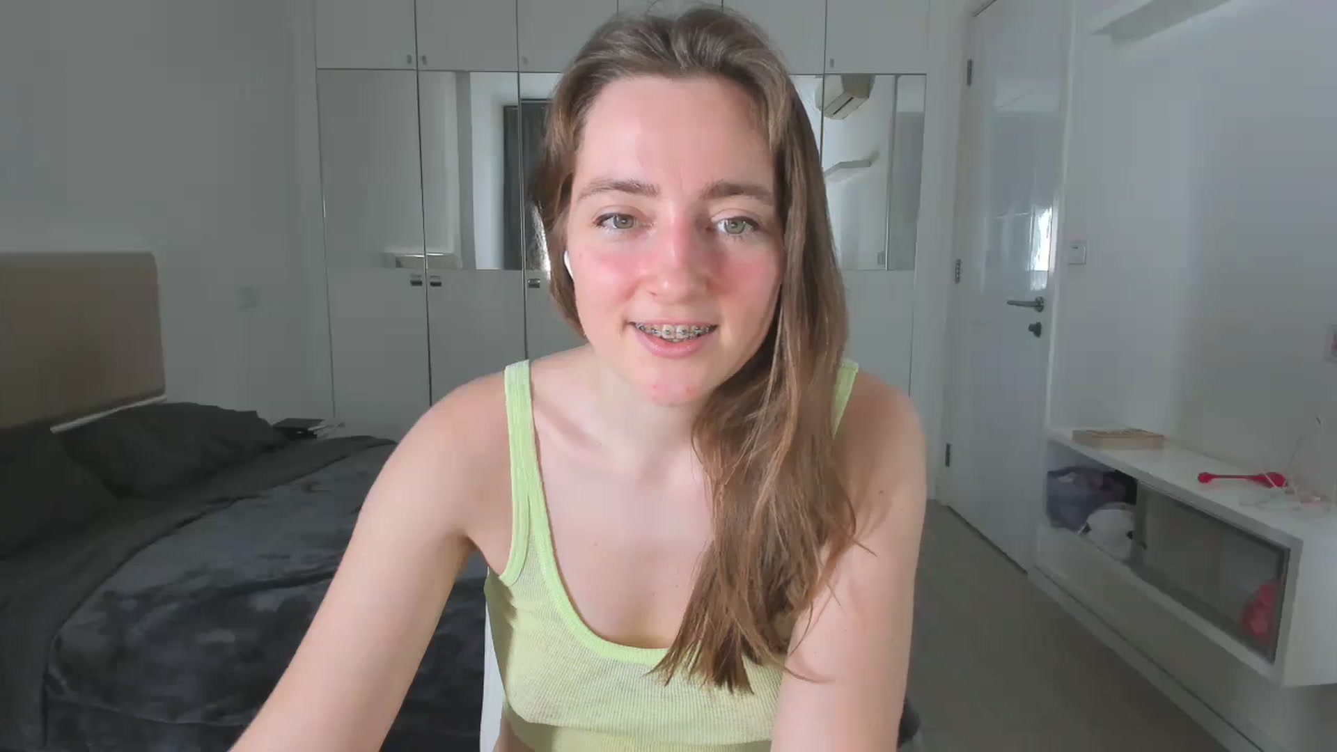 Gallery image thumbnail from LiaSasha's myfreecams stream on, 01/08/2026, 15:38 image 2 of 20
