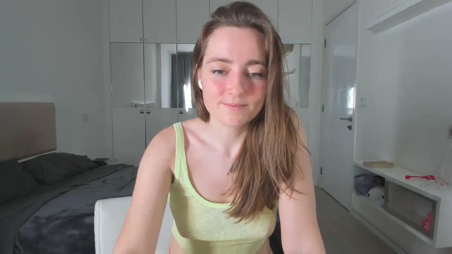 Gallery image thumbnail from LiaSasha's myfreecams stream on, 01/08/2026, 15:38 image 12 of 20