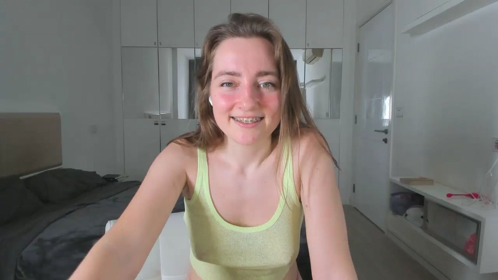 Gallery image thumbnail from LiaSasha's myfreecams stream on, 01/08/2026, 15:38 image 18 of 20