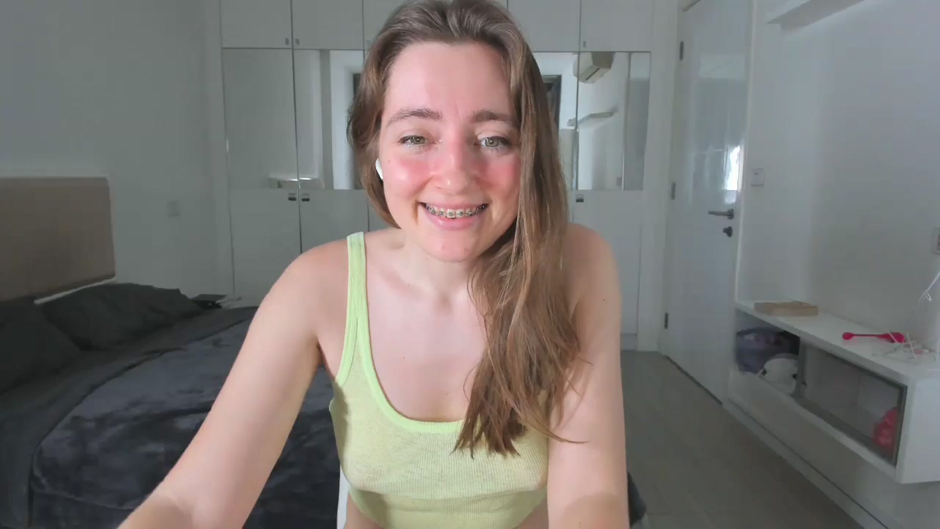 Gallery image thumbnail from LiaSasha's myfreecams stream on, 01/08/2026, 15:38 image 3 of 20