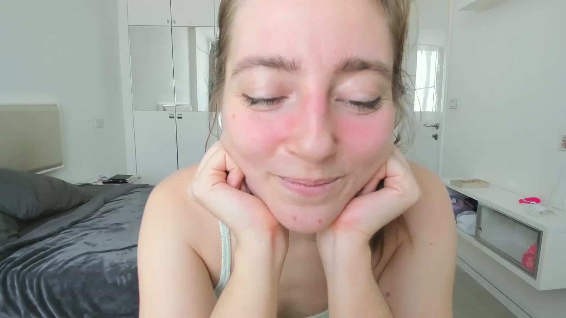 Gallery image thumbnail from LiaSasha's myfreecams stream on, 01/10/2026, 06:58 image 5 of 20