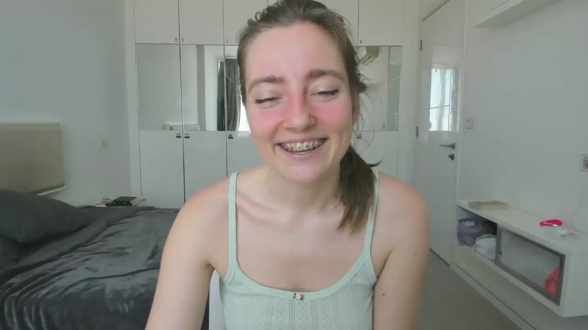 Gallery image thumbnail from LiaSasha's myfreecams stream on, 01/10/2026, 06:58 image 15 of 20
