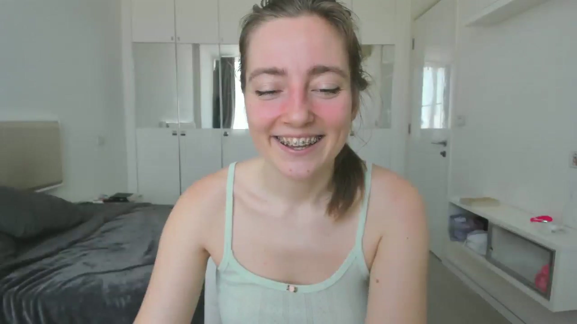Gallery image thumbnail from LiaSasha's myfreecams stream on, 01/10/2026, 06:58 image 12 of 20