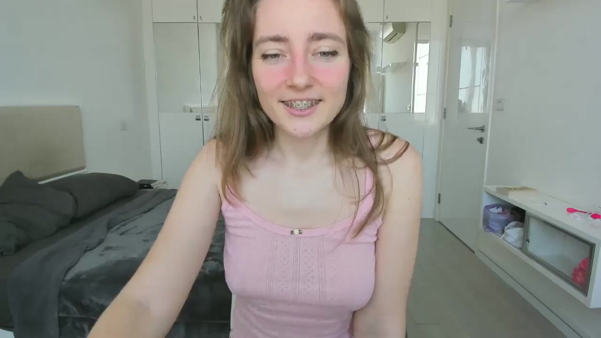 Gallery image thumbnail from LiaSasha's myfreecams stream on, 01/11/2026, 08:32 image 9 of 20