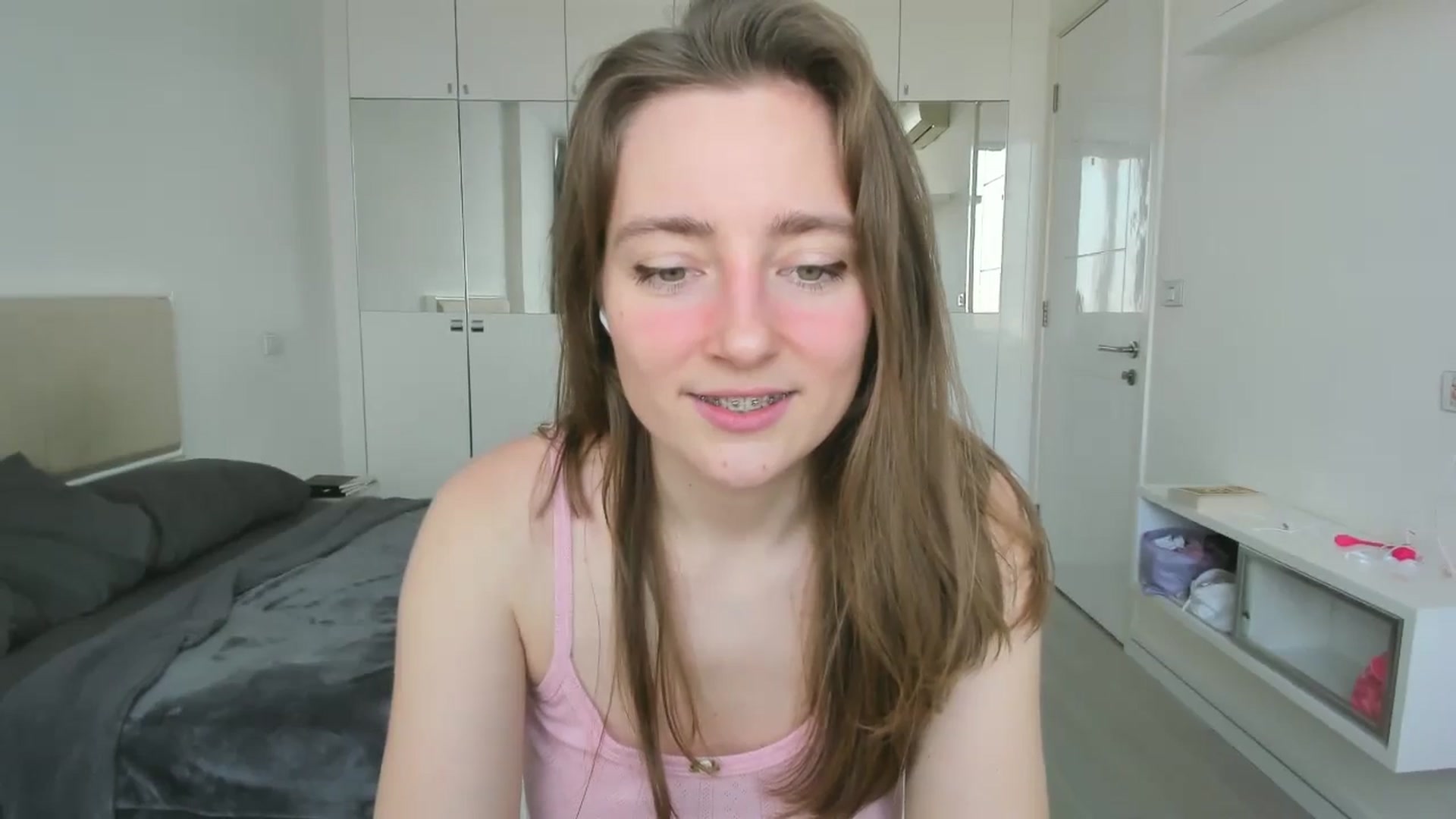 Gallery image thumbnail from LiaSasha's myfreecams stream on, 01/11/2026, 09:57 image 6 of 20