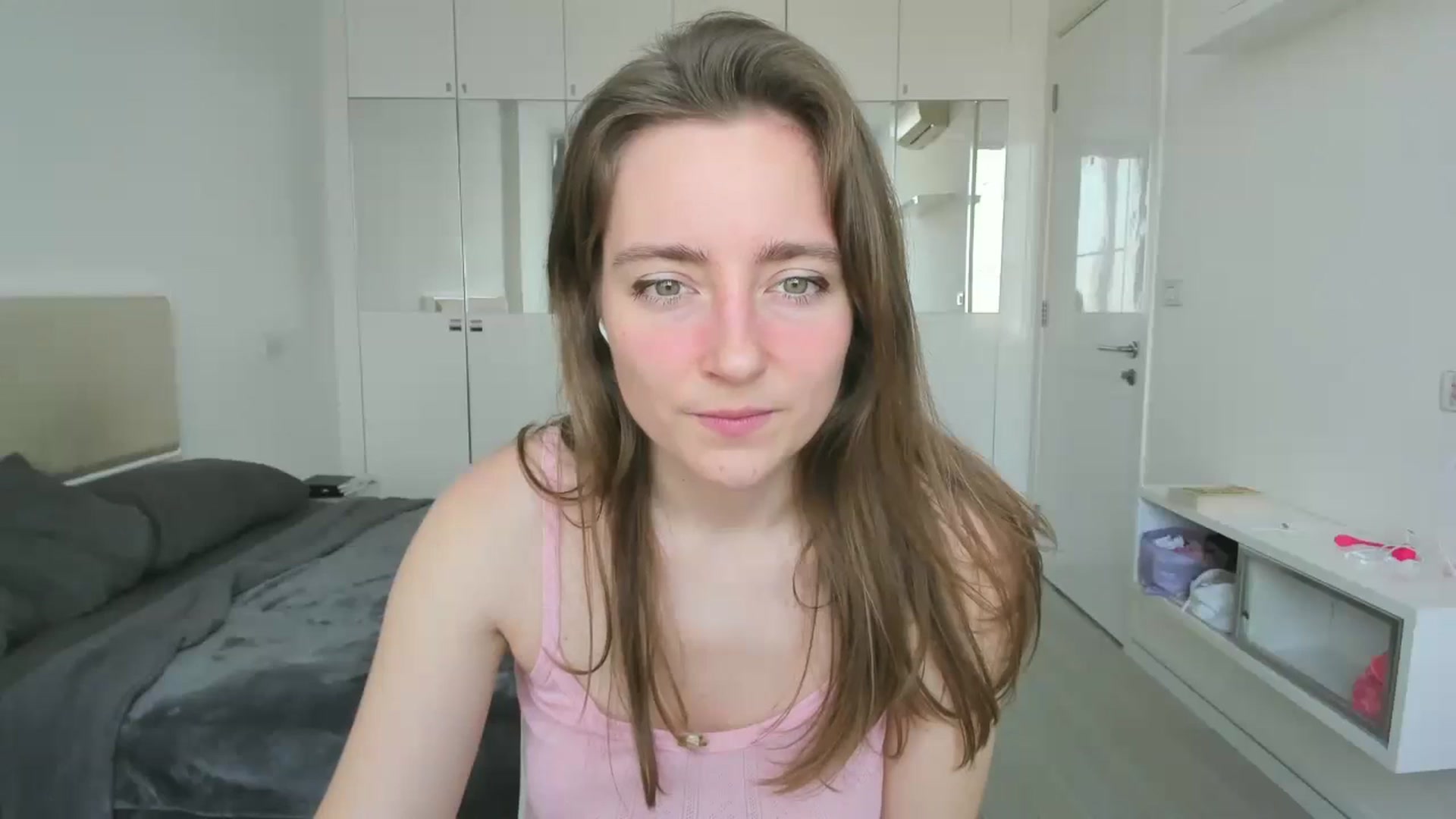 Gallery image thumbnail from LiaSasha's myfreecams stream on, 01/11/2026, 09:57 image 10 of 20