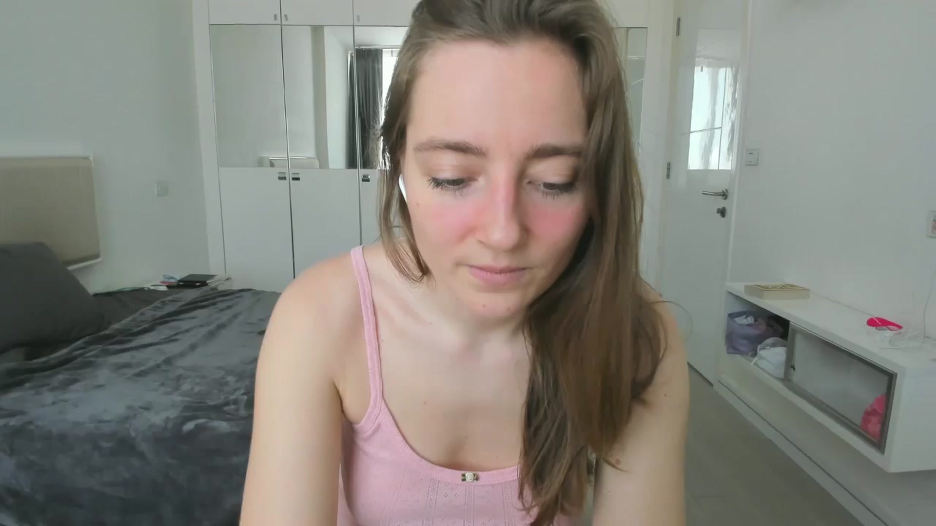 Gallery image thumbnail from LiaSasha's myfreecams stream on, 01/12/2026, 06:59 image 1 of 20
