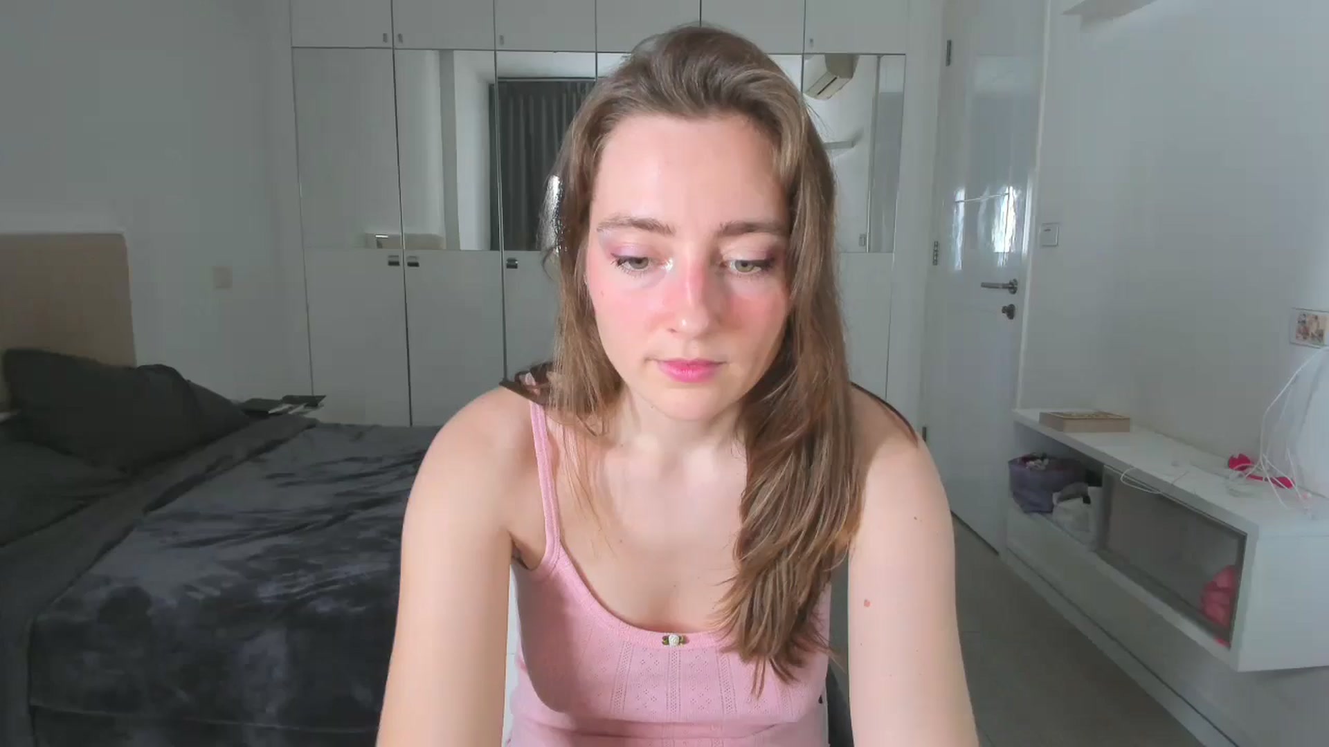 Gallery image thumbnail from LiaSasha's myfreecams stream on, 01/15/2026, 11:28 image 17 of 20