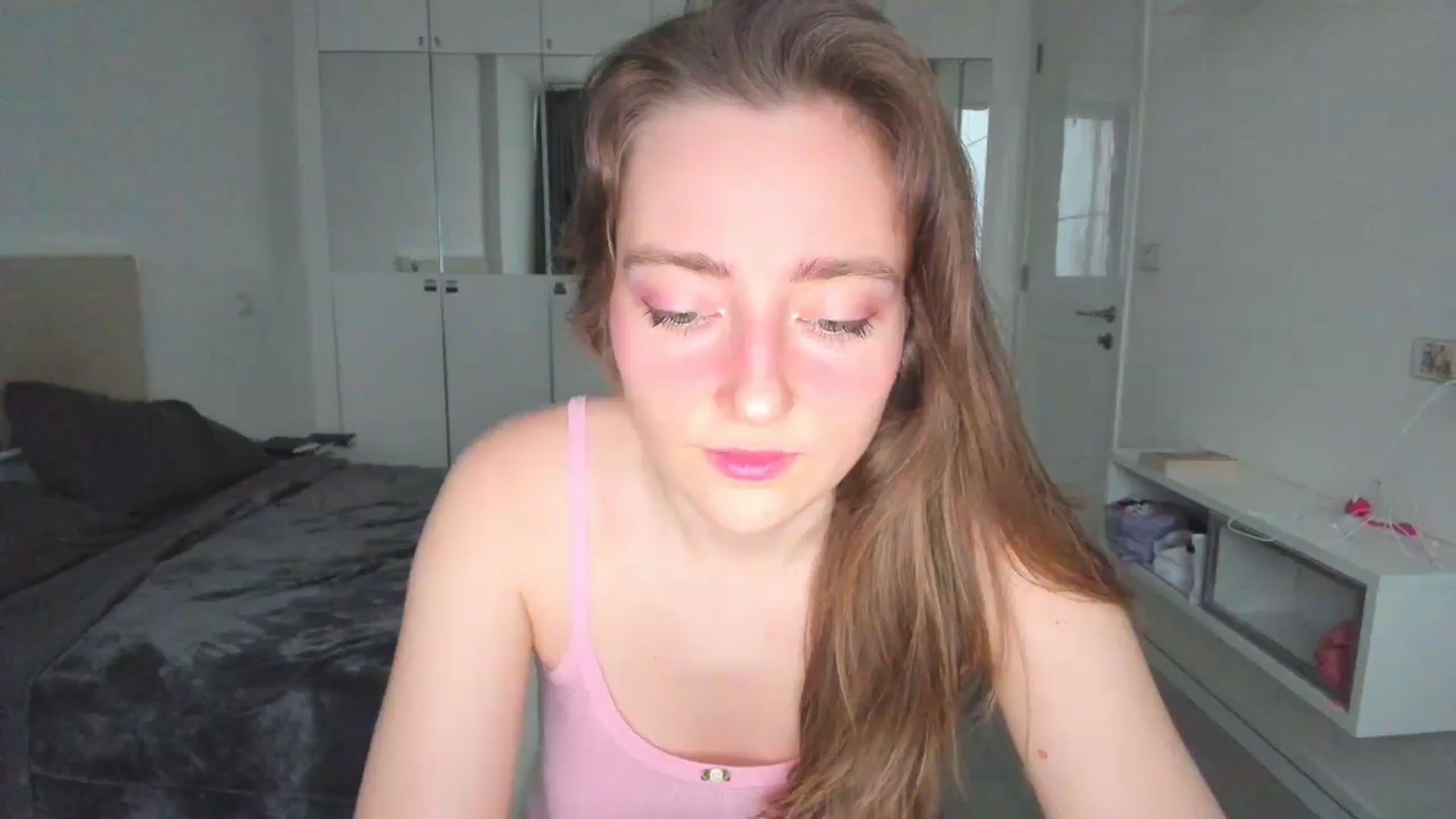 Gallery image thumbnail from LiaSasha's myfreecams stream on, 01/15/2026, 11:28 image 11 of 20