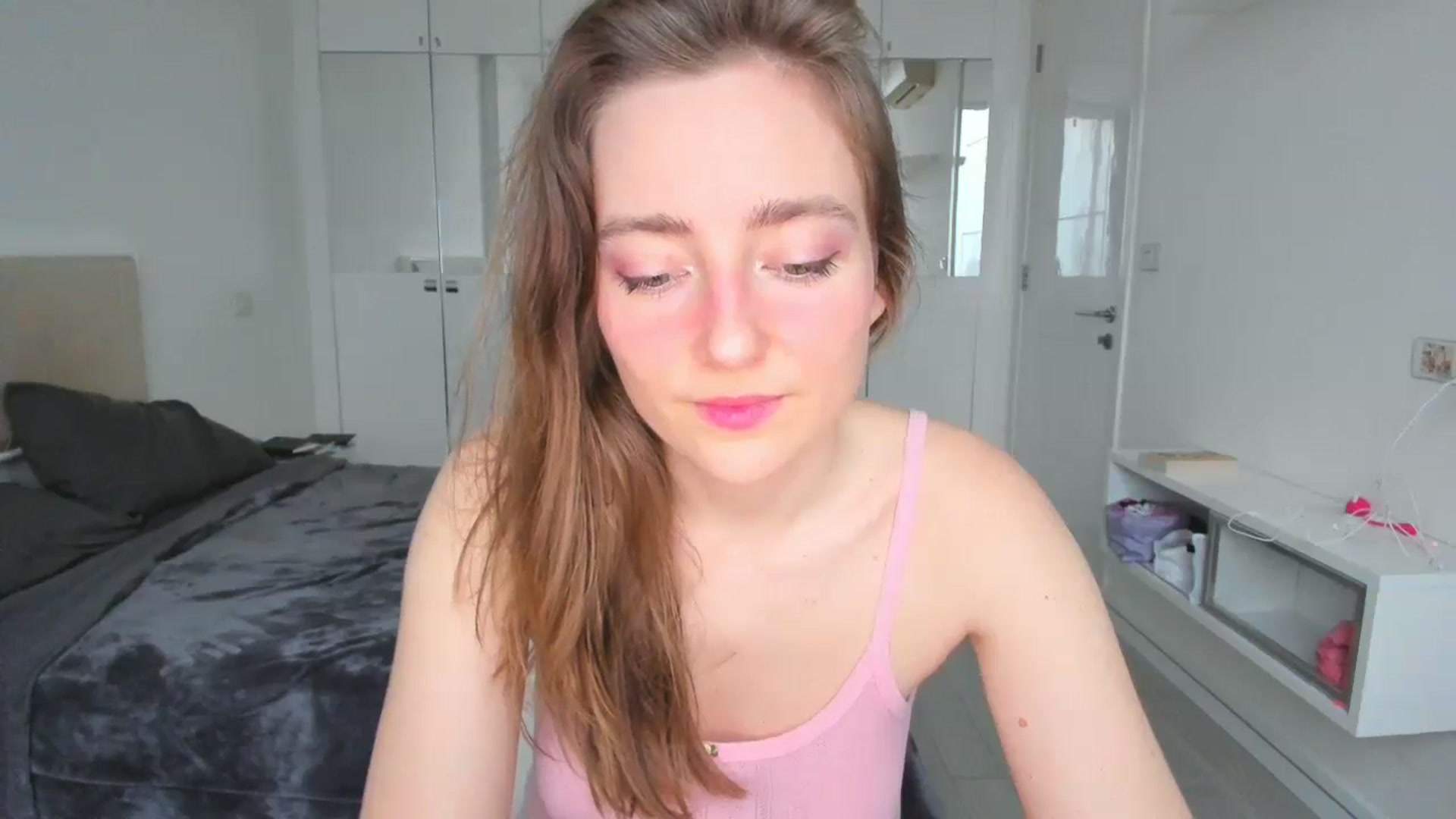 Gallery image thumbnail from LiaSasha's myfreecams stream on, 01/15/2026, 11:28 image 3 of 20