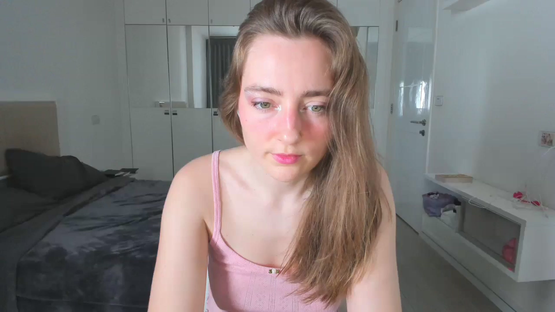 Gallery image thumbnail from LiaSasha's myfreecams stream on, 01/15/2026, 12:16 image 10 of 20