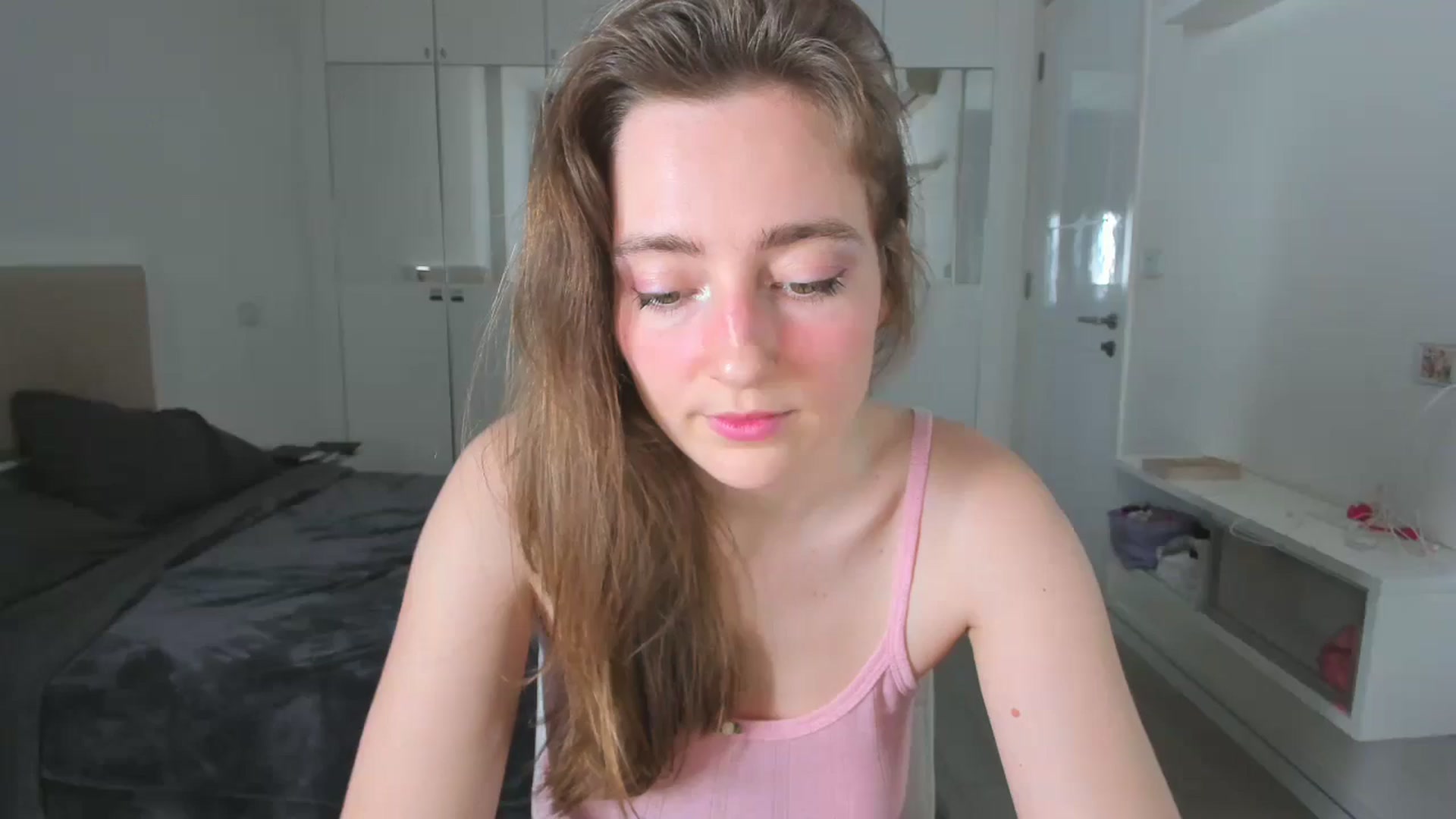 Gallery image thumbnail from LiaSasha's myfreecams stream on, 01/15/2026, 12:16 image 6 of 20